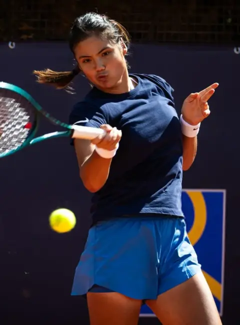 Emma Raducanu Prepares for Italian Open in Rome 05-06-25