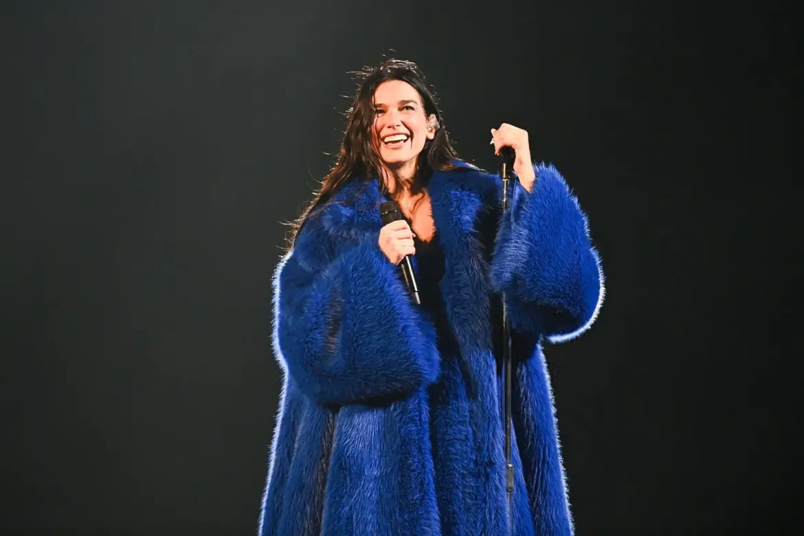 Dua Lipa – Performs on Her Radical Optimism Tour at Aviva Stadium  Dublin, Ireland 06-27-25