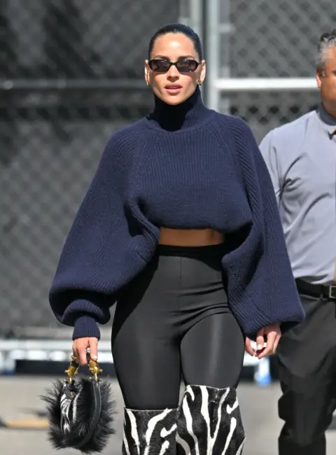 Glamorous Arrival: Adria Arjona Steps onto the Jimmy Kimmel Live! Stage in Hollywood 06-23-25