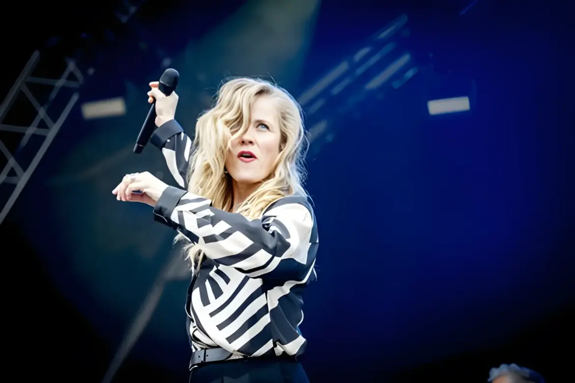 Ilse DeLange – In Het Volkspark Festival, Enschede, Netherlands 07-05-25