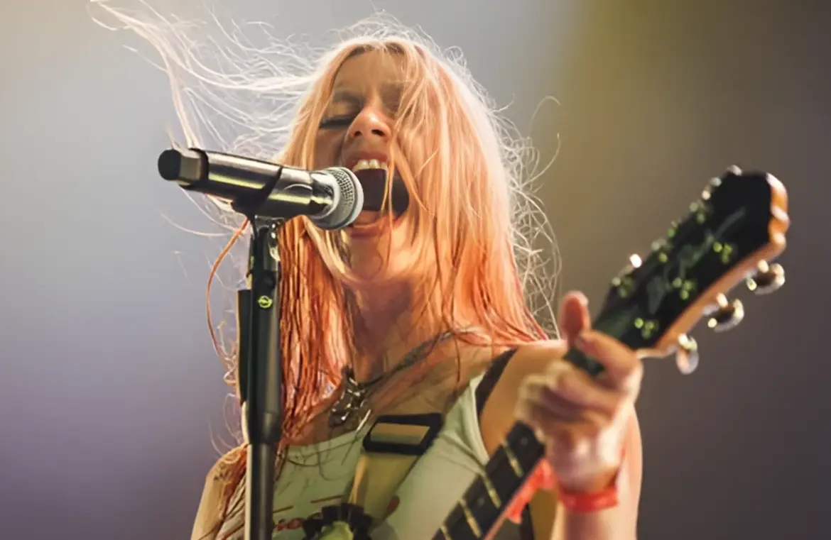 Rhian Teasdale (from Wet Legs Band) Performs Live on the Orange Stage at Roskilde Festival, Denmark 2025 07-02-25