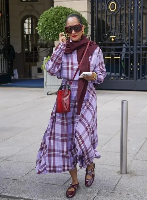 Tracee Ellis Ross Spotted Exiting the Ritz Hotel in Paris 07-08-25