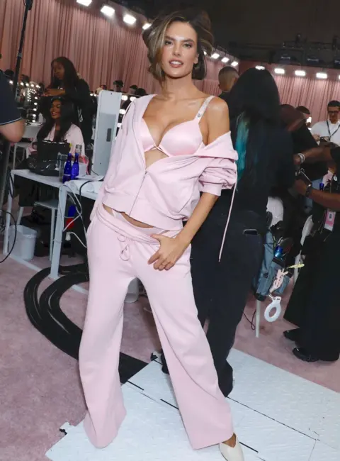 Alessandra Ambrosio – Backstage Before the Victoria’s Secret Fashion Show at Steiner Studios in New York City 10-15-2025