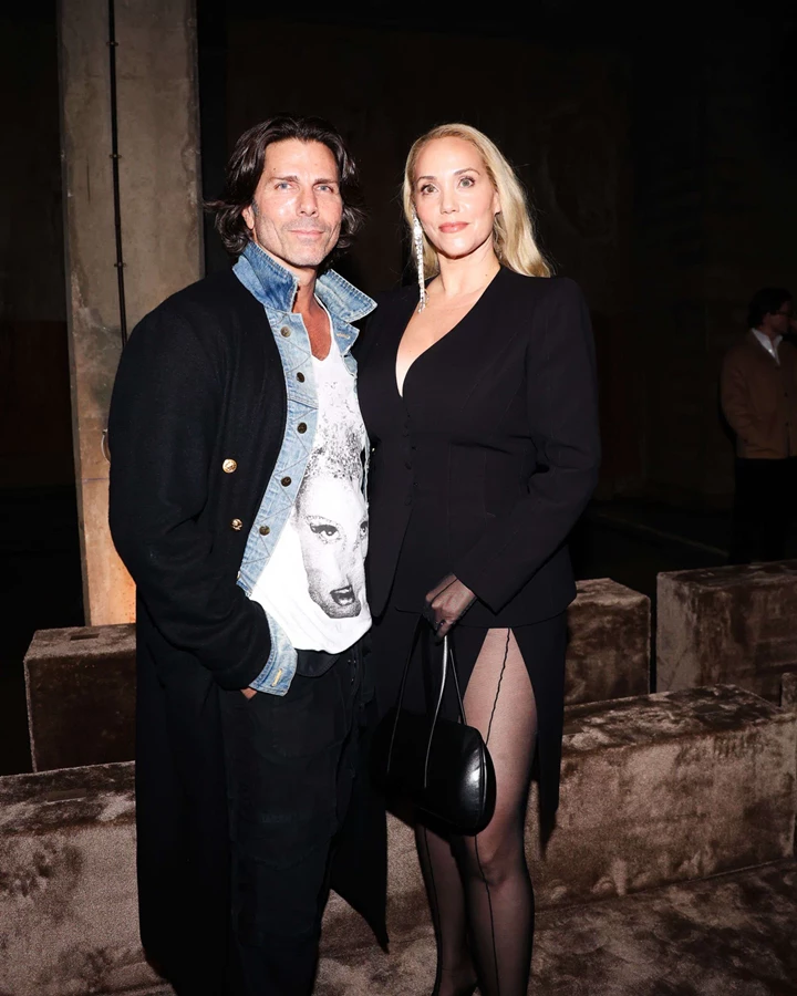Elizabeth Berkley – Mugler Fashion Show as Part of Spring/Summer 2026 Paris Fashion Week in Paris, France 10-02-2025