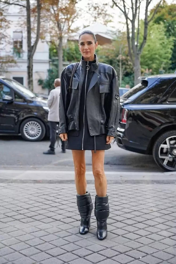 Jennifer Connelly Steals the Spotlight at Glamorous Vogue Dinner in Paris for Fashion Week 09-29-2015