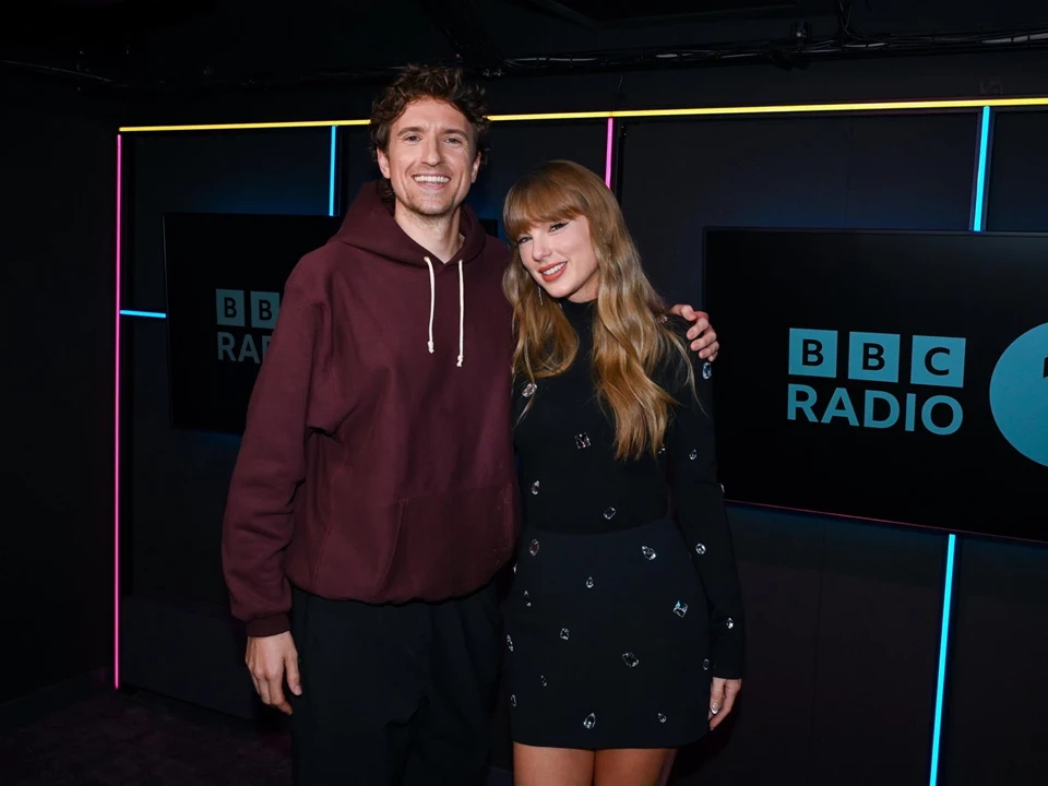 Taylor Swift – BBC Radio 1 in London 10-03-2025