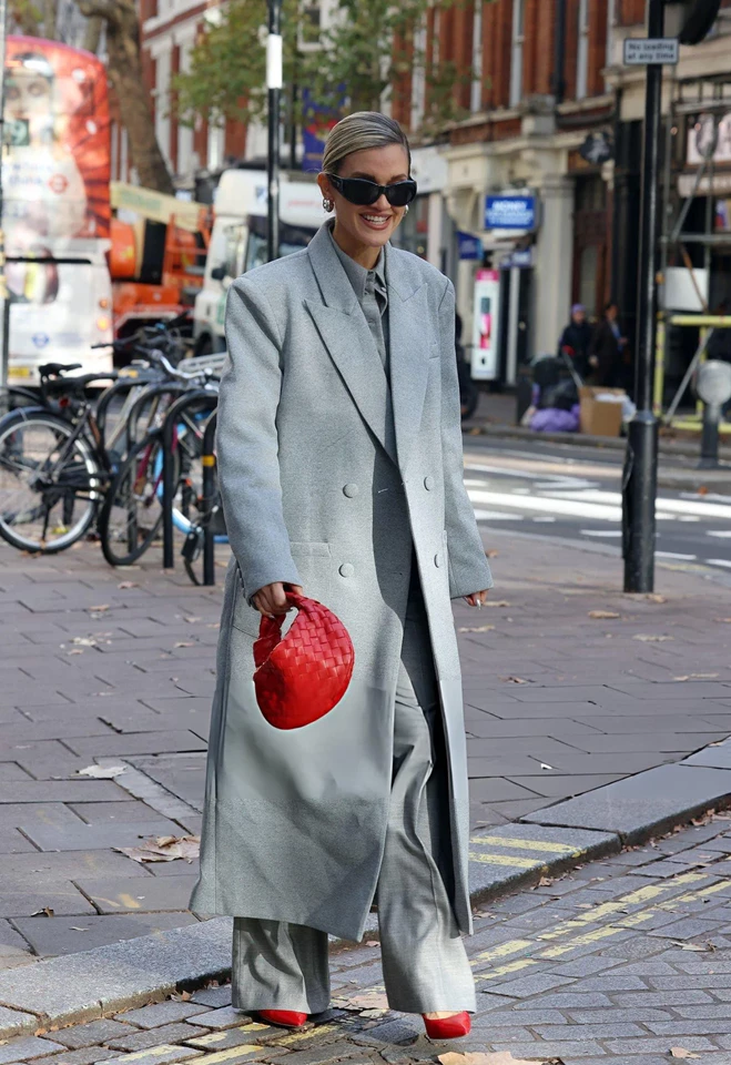 Ashley Roberts Leaving Heart Breakfast Radio Studios in London, England 11-18-2025