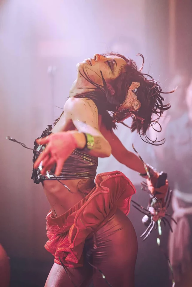 Isabella Lovestory – Performs a Live Concert at VEGA in Copenhagen, Denmark 11-12-2025