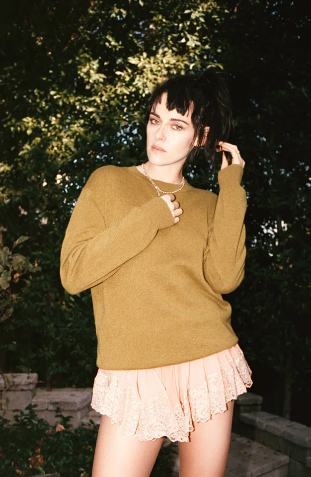 CELEBS100-KRISTEN STEWART - CULTURED MAGAZINE THE ARTISTS ON ARTISTS ISSUE 2025 (4)-1